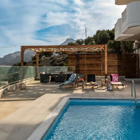 Evelyn Crete Villa